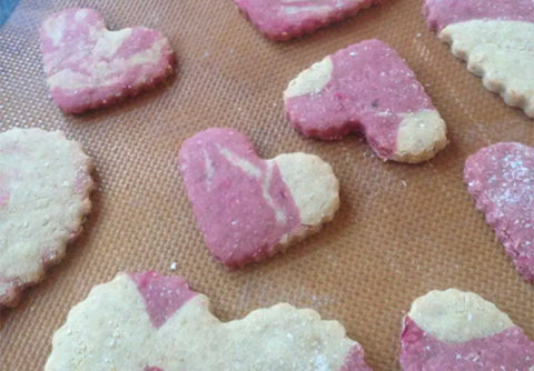 STRAWBERRY BANANA CAROB MARBLE DOG TREATS