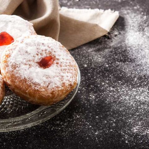 Hanukkah dishes toxic for pets, what to give my pet during hanukkah