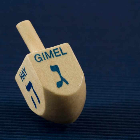 Dreidel Safety tips for pet owners, can pets play with Dreidel